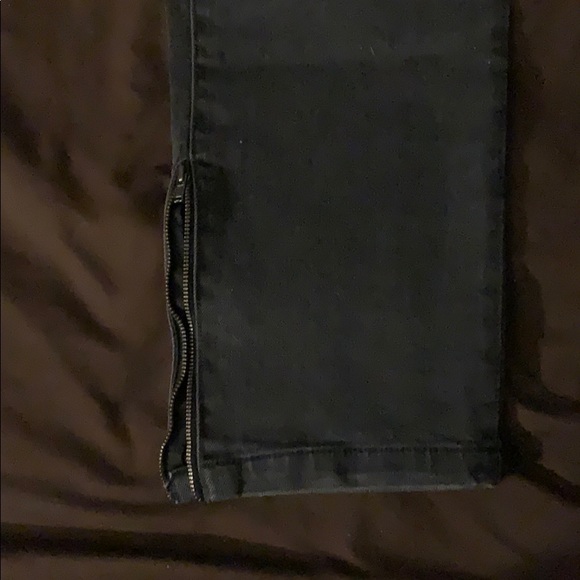 BDG jeans copped at urban outfitters - Picture 6 of 6